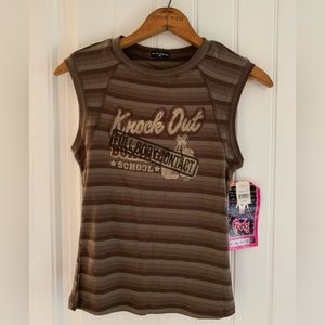 Vintage Fang cropped sleeve tank size med